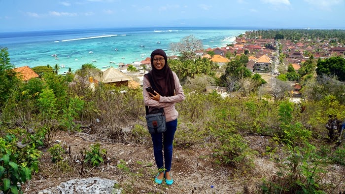 Leave Fashion for (Travel) Passion Leave Fashion for (Travel) Passion